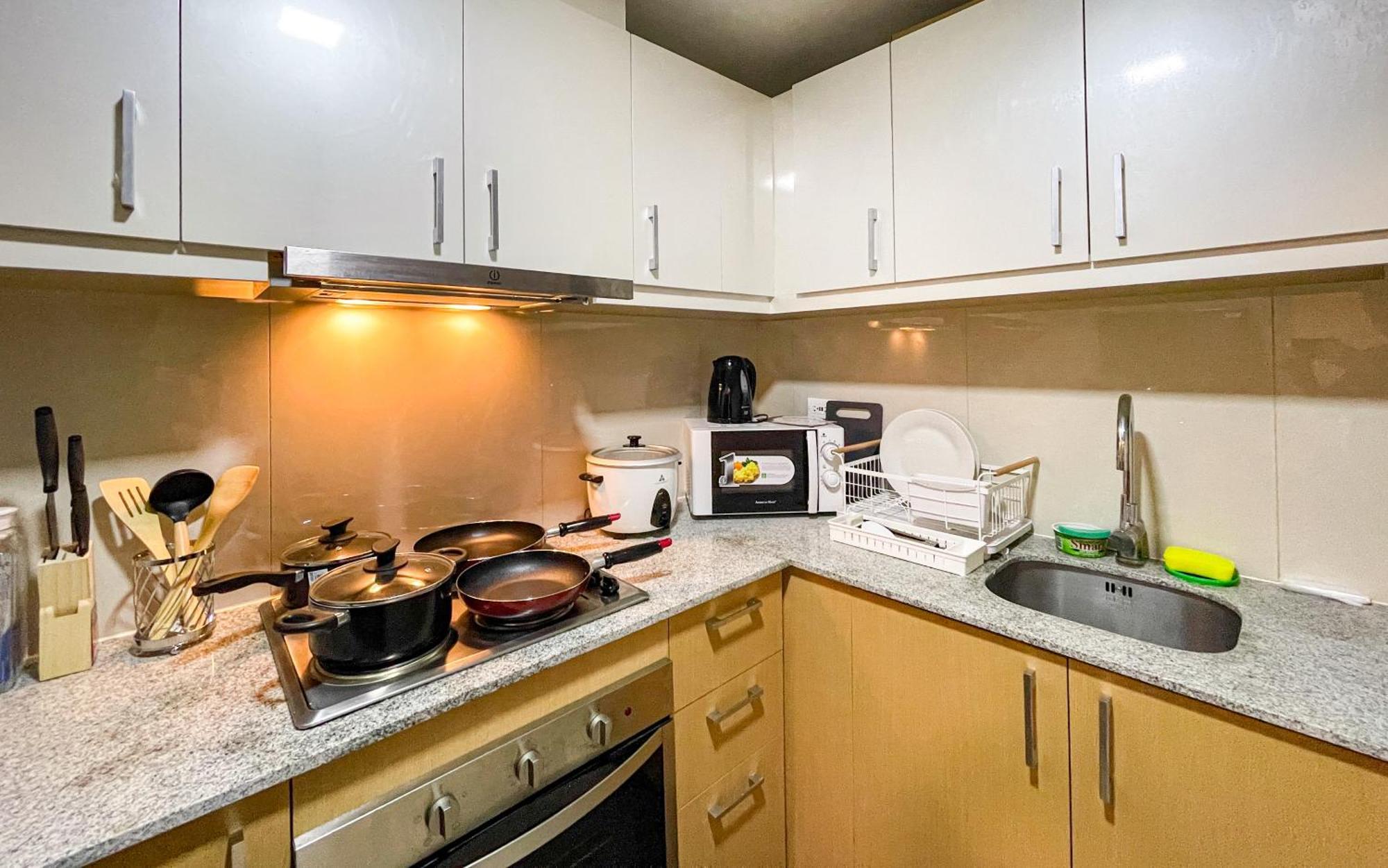 Cityscape View 2Br In Uptown Bgc W 200Mbps Wifi Тагіг Екстер'єр фото